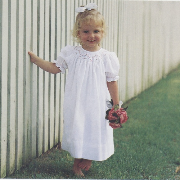 Strasburg Dress White Cotton Bishop Smocked Size 4 Special Occasion Spring - Picture 1 of 6